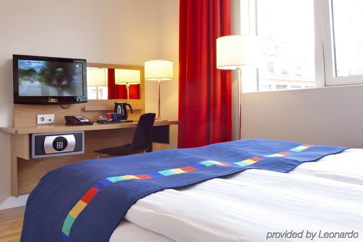 Radisson Red Centre, A Verified Net Zero Hotel 4*