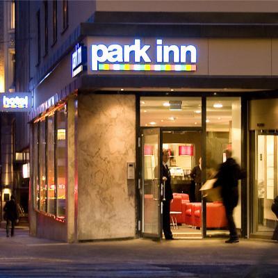Hotel Radisson Red Centre, A Verified Net Zero