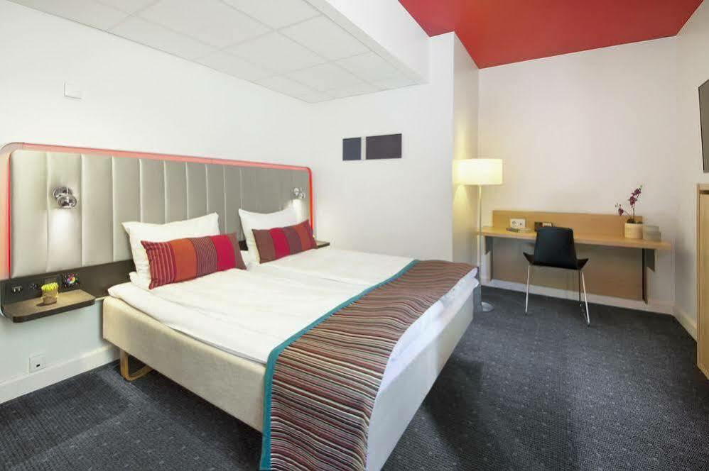 Radisson Red Centre, A Verified Net Zero Hotel 4*